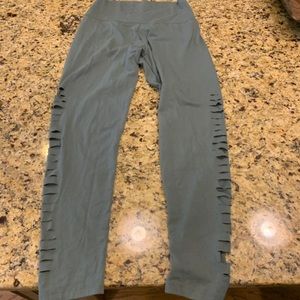 Aerie olive green knit leggings